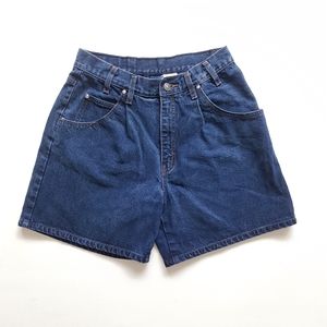 Vtg 90s Big Patch Levi's Denim Shorts